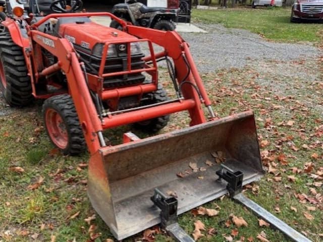 Image of Kubota B2910 equipment image 2
