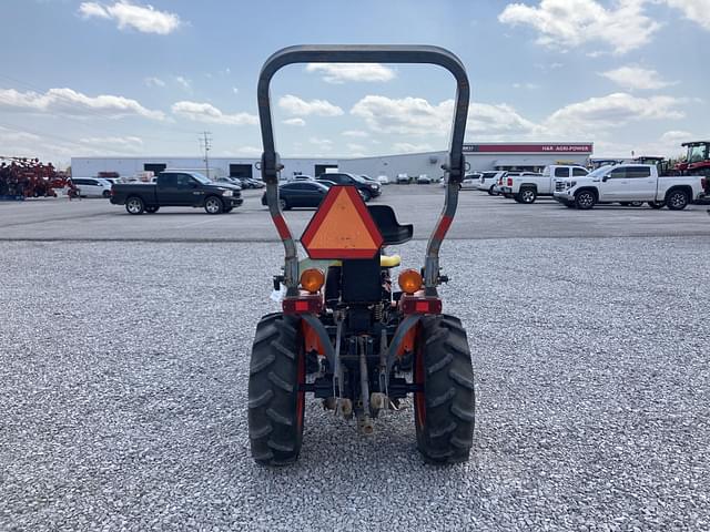 Image of Kubota B7510 equipment image 3
