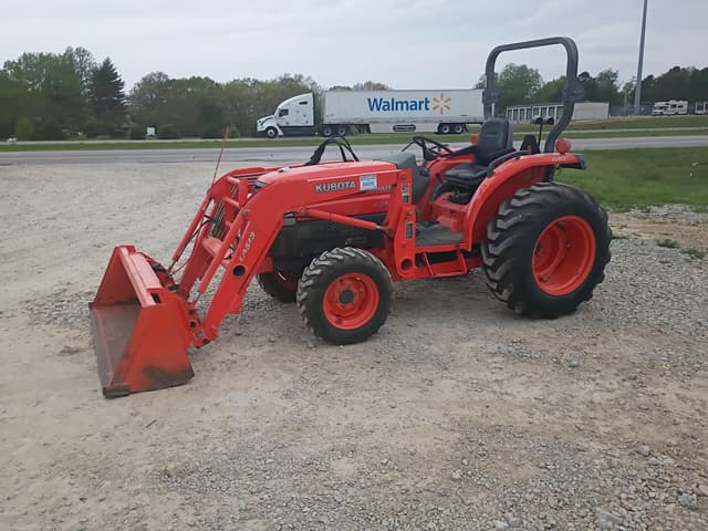 Image of Kubota L3130 equipment image 1