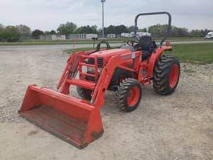 2004 Kubota L3130 Image