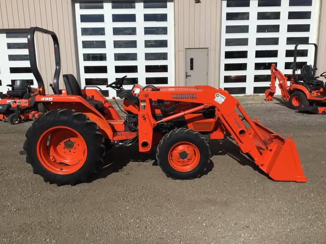 Image of Kubota L3400 equipment image 2