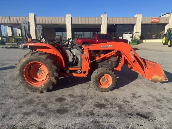 Image of Kubota L3430 equipment image 1
