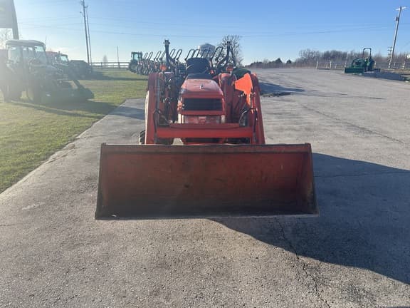 Image of Kubota L3430 equipment image 2