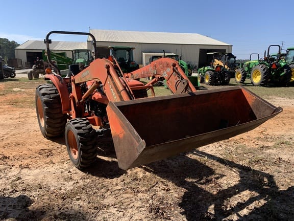 2004 Kubota L5030D Equipment Image0