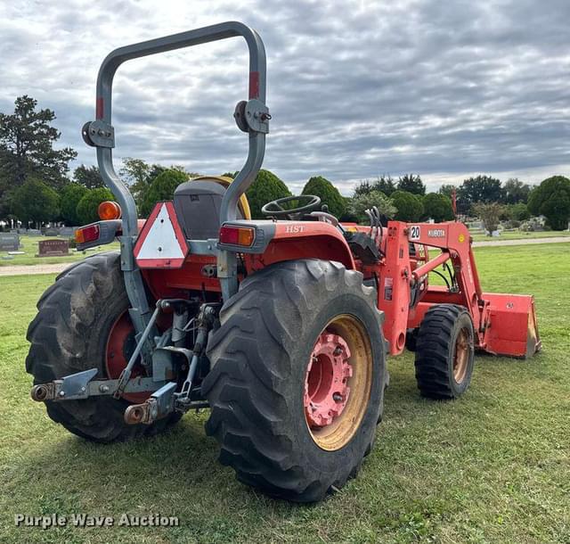 Image of Kubota L5030D equipment image 4
