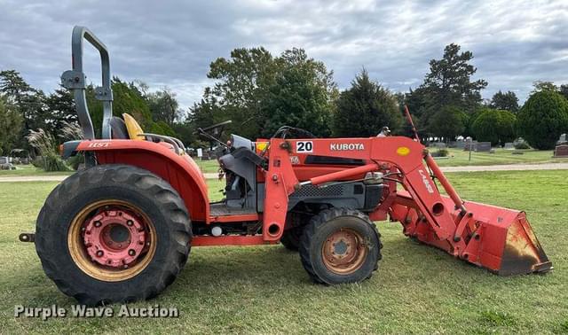 Image of Kubota L5030D equipment image 3