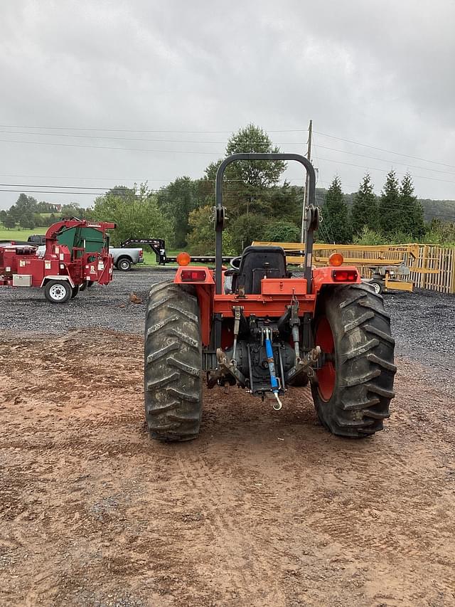 Image of Kubota M4900 equipment image 2