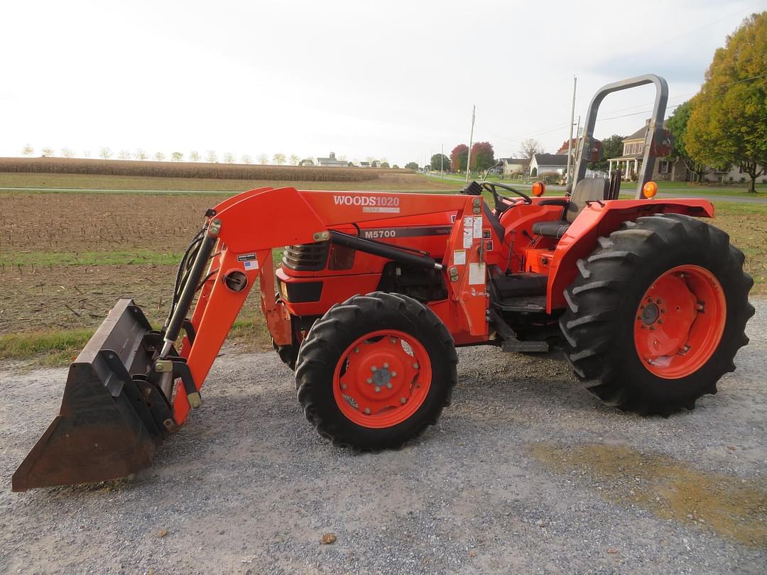 Image of Kubota M5700DT Primary image