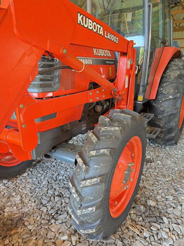 Image of Kubota M6800 equipment image 1