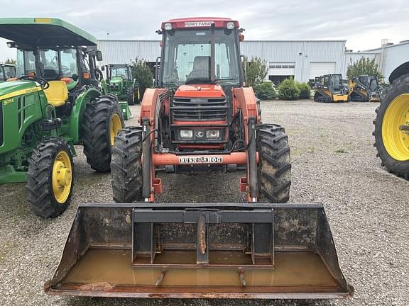 Image of Kubota M9000 equipment image 4