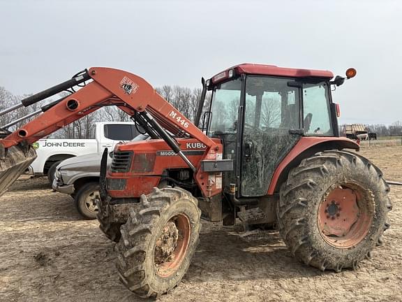 Image of Kubota M9000 equipment image 1