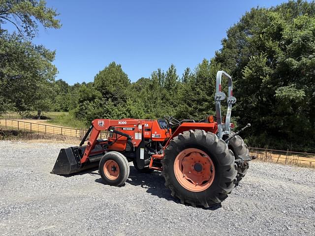 Image of Kubota MX5000 equipment image 3