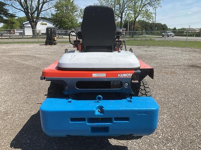 Image of Kubota R420 equipment image 3