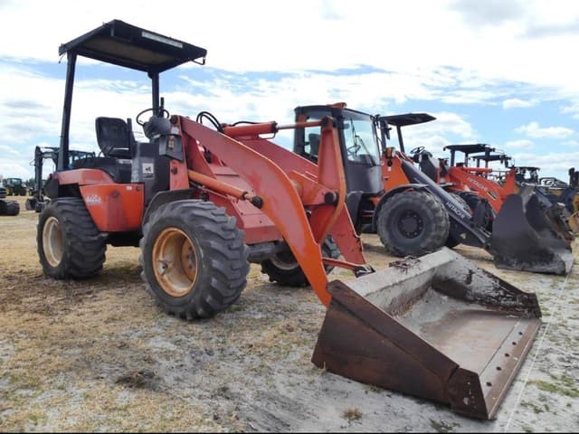Image of Kubota R520S equipment image 1
