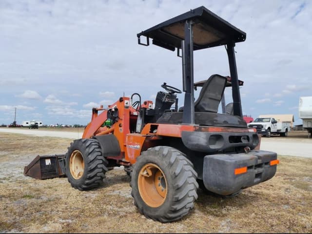 Image of Kubota R520S equipment image 3