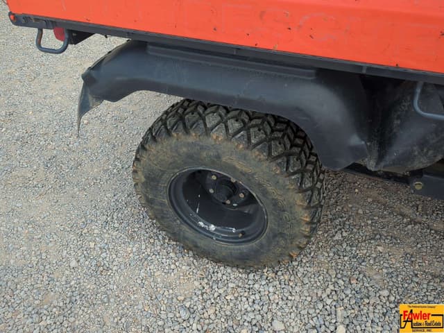 Image of Kubota RTV900 equipment image 4
