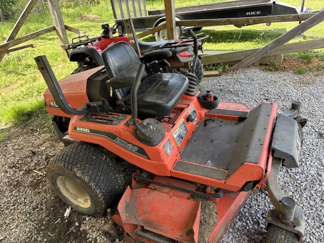 Image of Kubota ZD28 equipment image 1