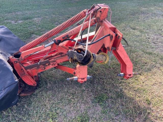 Image of Kuhn GMD800 equipment image 1