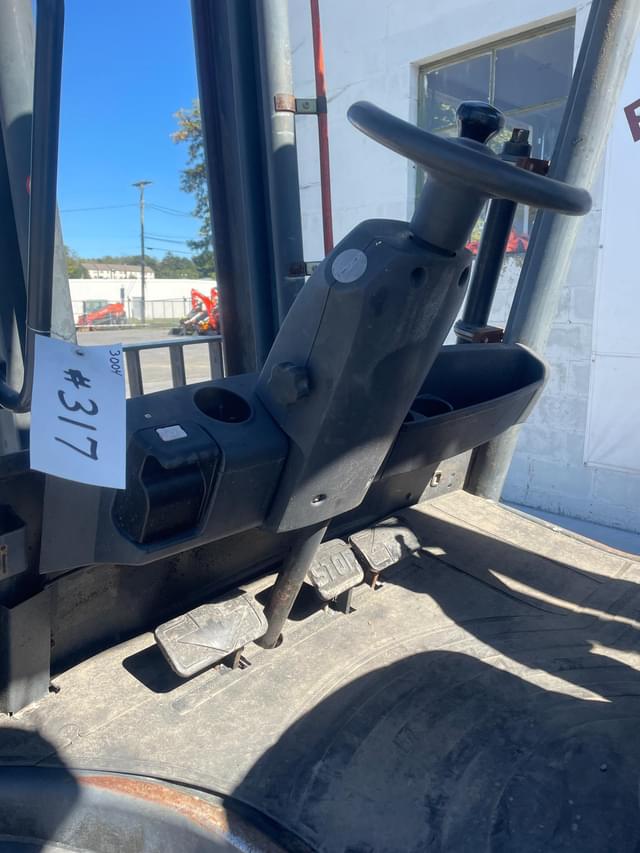 Image of Linde H40D equipment image 4