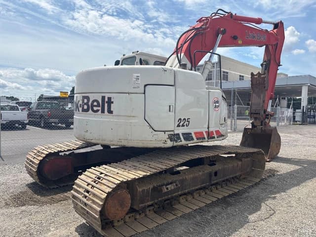 Image of Link-Belt 225 equipment image 2