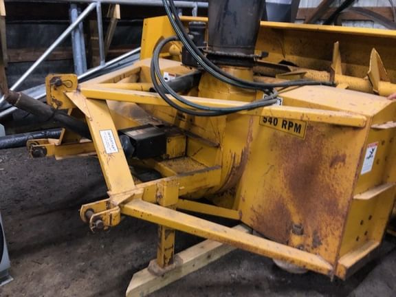 2004 Lorenz 734 Equipment Image0