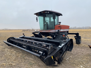 Main image MacDon 9352