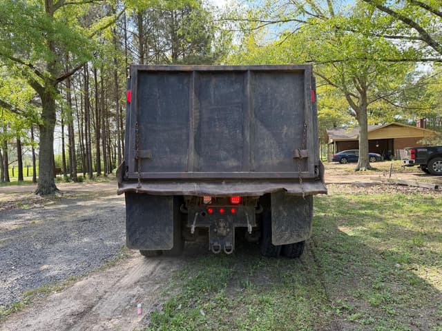 Image of Mack CV713 equipment image 3