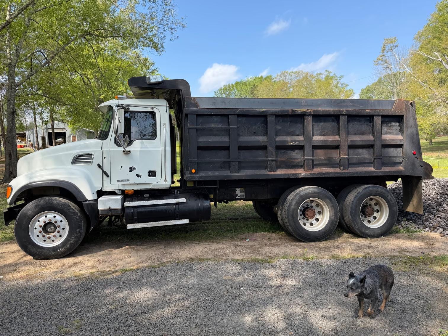 2004 Mack CV713 Equipment Image0