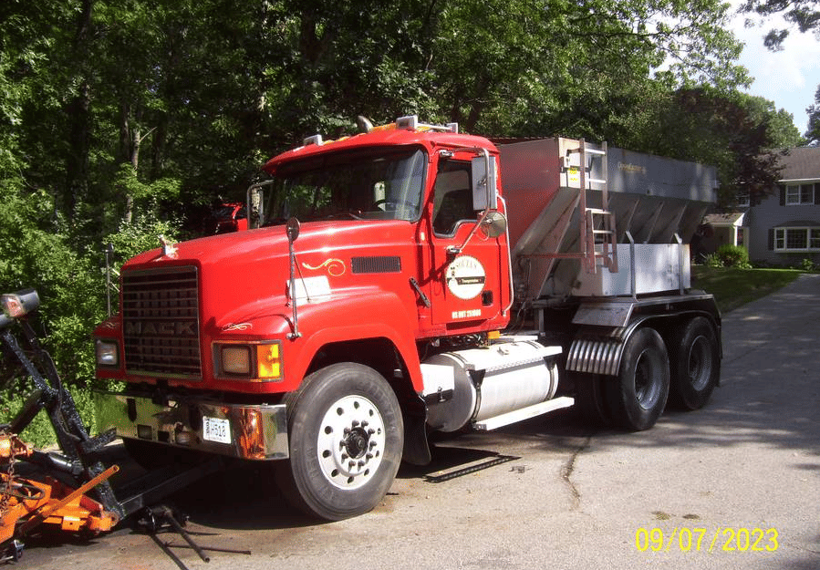 その他 mi SOLD - 2004 Mack CH613 Other Equipment with --- mi | Tractor Zoom