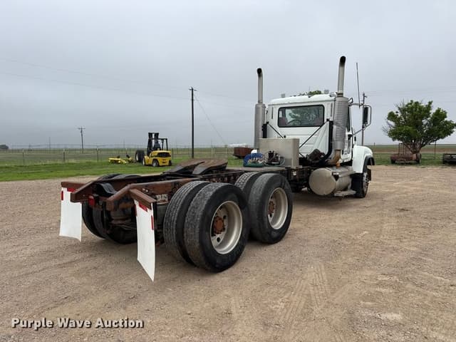 Image of Mack CH613 equipment image 4