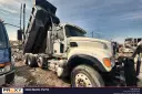 2004 Mack CV713 Image