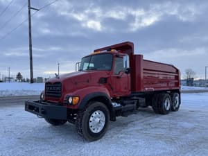 2004 Mack Granite CV713 Image