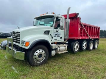 Main image Mack Granite CV713