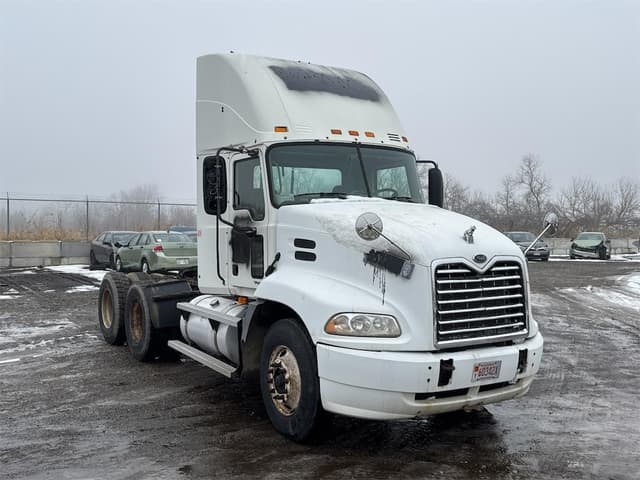 Image of Mack Vision CX613 equipment image 2