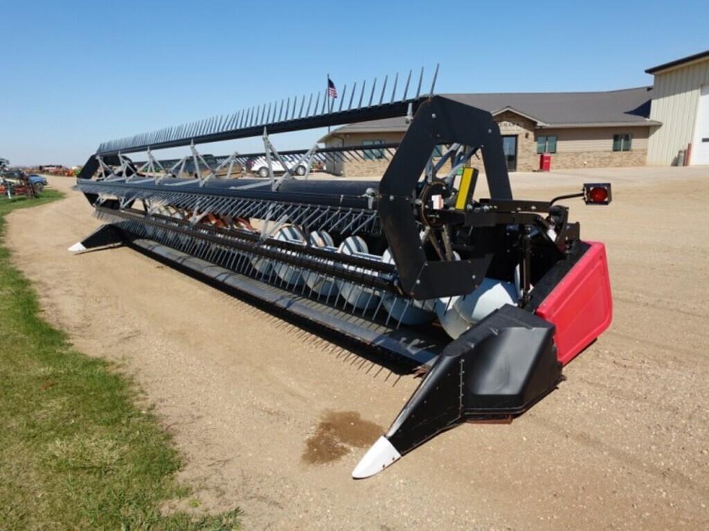 Image of Massey Ferguson 8000 Primary image