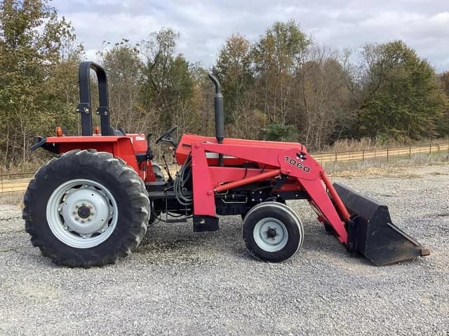 Image of Massey Ferguson 471 equipment image 1