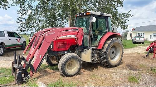 Image of Massey Ferguson 5455 Primary image