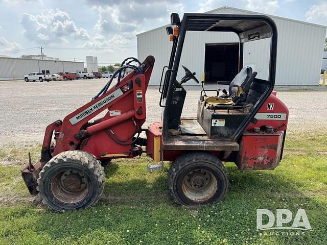 Image of Massey Ferguson 7500 equipment image 2