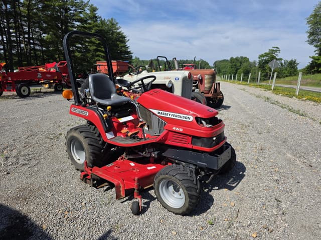 Image of Massey Ferguson GC2300 equipment image 1