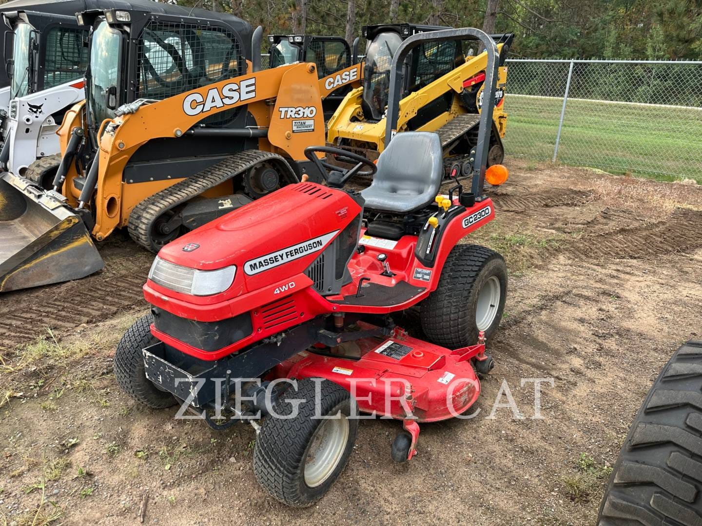Main image Massey Ferguson GC2300