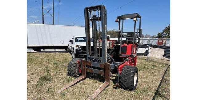Image of Moffett M5500 equipment image 1