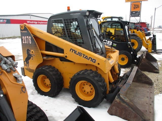 Image of Mustang 2076 equipment image 2