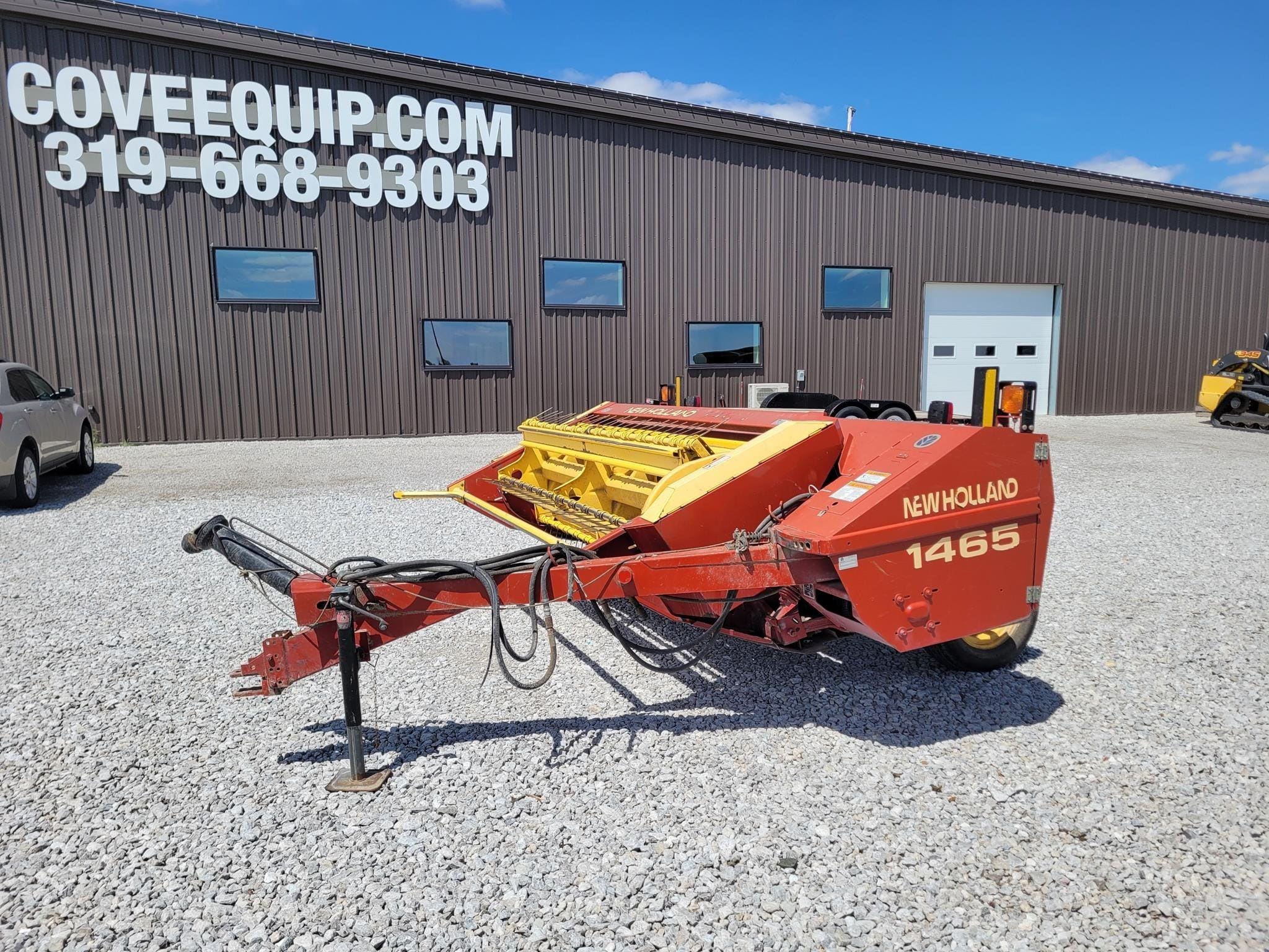 2004 New Holland 1465 Equipment Image0