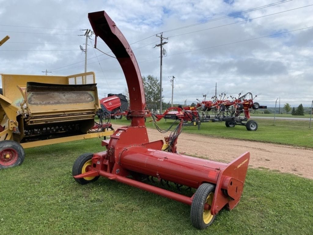 2004 New Holland 38 Equipment Image0