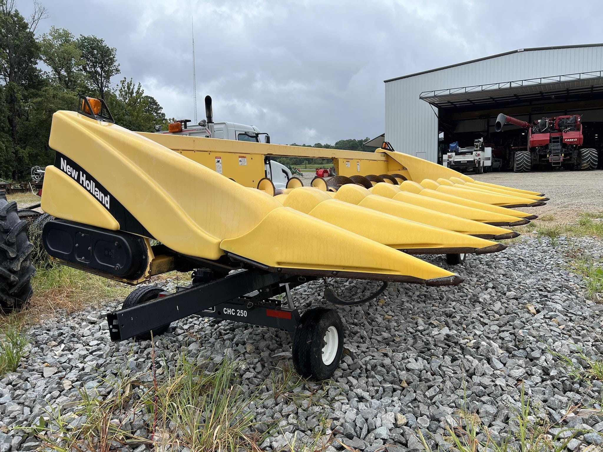 2004 New Holland 98C Equipment Image0