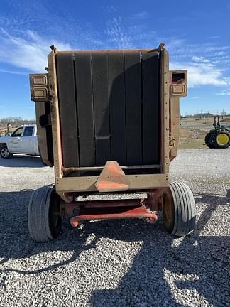 Image of New Holland BR740 Silage Special equipment image 4