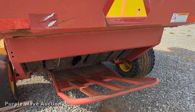 Main image New Holland BR780 21
