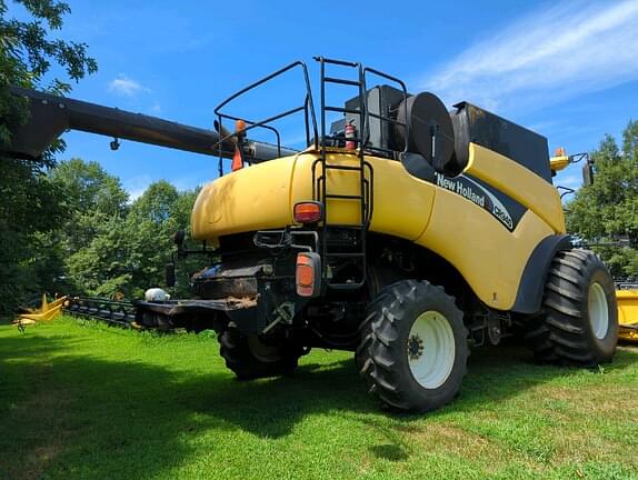 Main image New Holland CR940 4