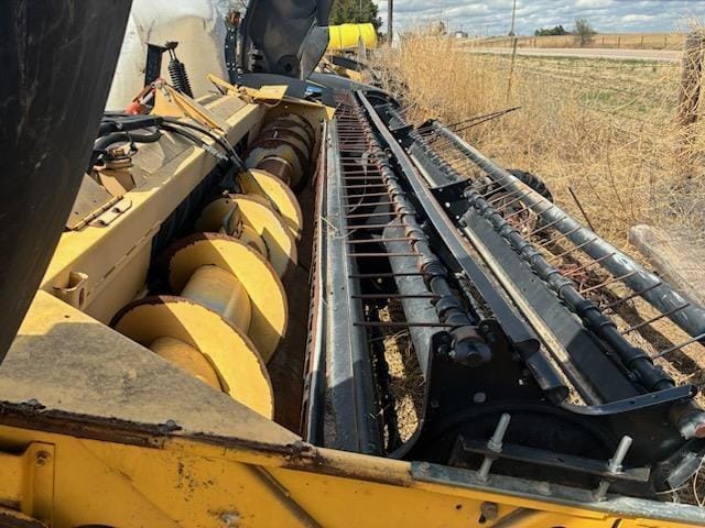 2004 New Holland 16HS Equipment Image0