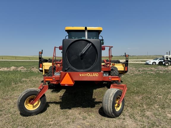 Image of New Holland HW320 equipment image 3